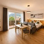 호텔 Muehlbacher - Inklusive Kostenfreiem Eintritt In Alpentherme 3*