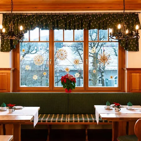 Muehlbacher - Inklusive Kostenfreiem Eintritt In Alpentherme Hotel 3*